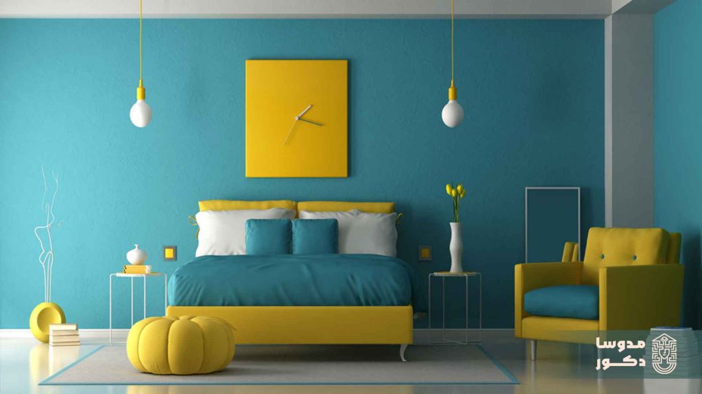 آبی روشن و زرد درخشان برای دکوراسیون اتاق خواب