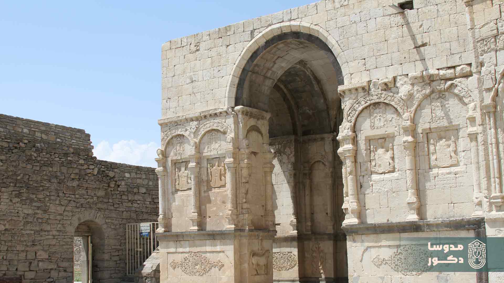 معماری کلیسای تادئوس یا قره کلیسا